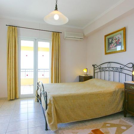 Villa Spyros ニサキオン 部屋 写真