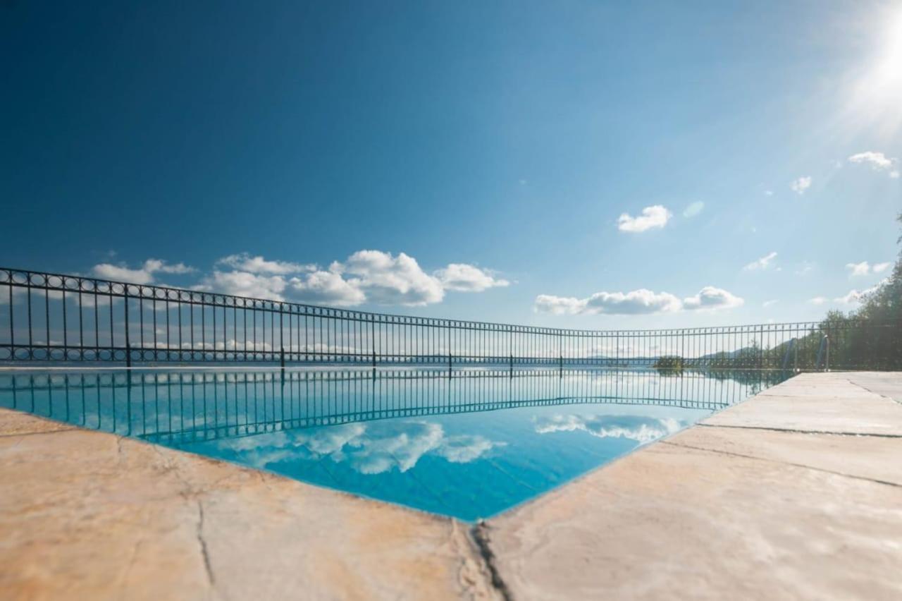 Villa Spyros ニサキオン エクステリア 写真